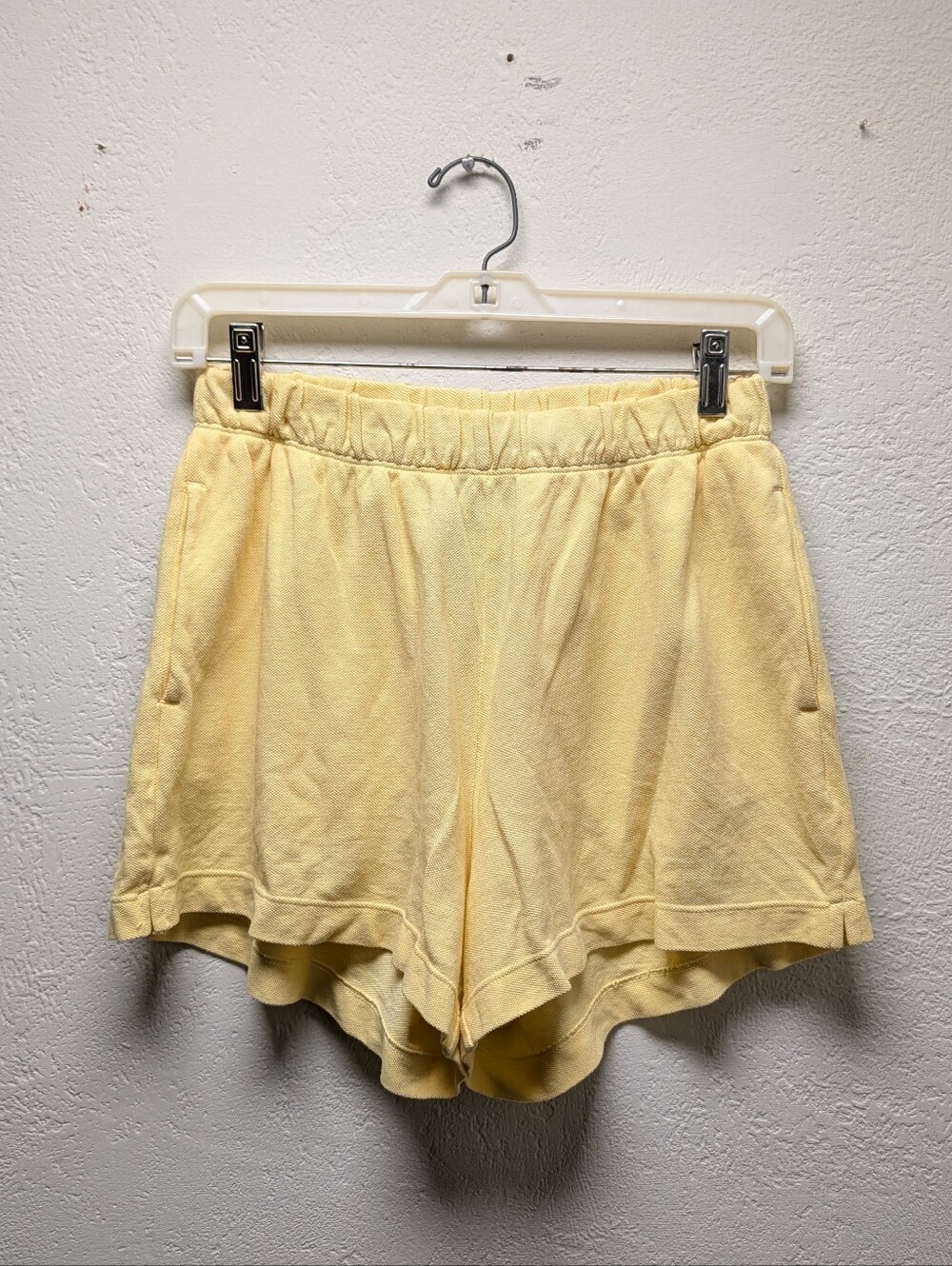 Tuckernuck Womens Yellow Athleisure Shorts XS Cotton Elastic Waist Pockets